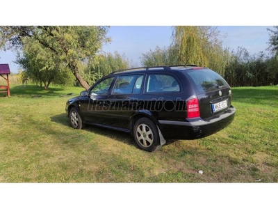 SKODA OCTAVIA Combi 1.8 Turbo Elegance