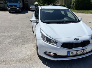 Eladó használt Kia Cee'd ([object Object]) - Cee'd 1.4 CRDI EX - Alkalmi Vétel