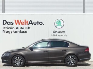 Eladó használt Volkswagen Passat - VW Passat Highl. BMT 2.0 CR TDI 4Motion DSG