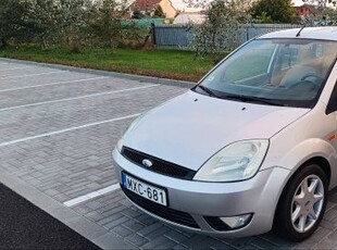 Ford JH1 Fiesta 1.3 Duratech 2004 245.000 KM 2 Kulcs Klíma Bézs BEL