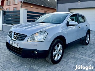 Nissan Qashqai 2.0 dCi Tekna Pack 2WD Panoráma...