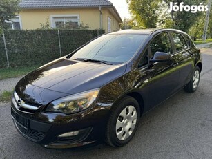 Opel Astra J 1.6 Business 3 Év Garancia/Gyöngyh...