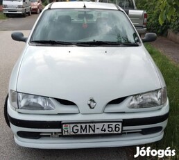 Renault Megane Classic 1.6 Business Klima Az AU...