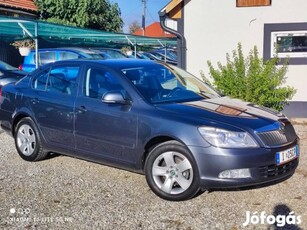 Skoda Octavia 1.4 TSI Ambiente Alulról Is Rozsd...