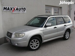 Subaru Forester 2.0 X Active Napfénytető+Navigá...