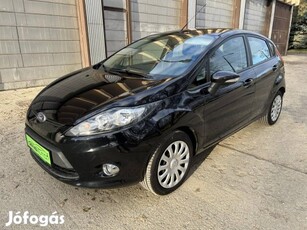 Ford Fiesta 1.25 Colourline Szervizkönyv