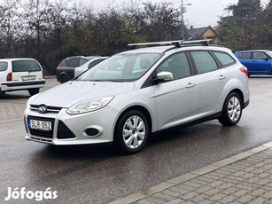 Ford Focus 1.6 Ti-Vct Ambiente Vezetett Szerviz...