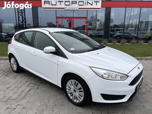 Ford Focus 1.6 Ti-Vct Trend Magyarországi. Töré...