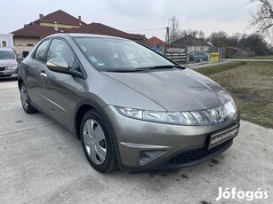 Honda Civic 1.8 Comfort // Klíma // Új Gumik //