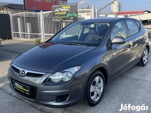 Hyundai I30 1.4 DOHC Comfort Megkímélt! Sz.könyv!