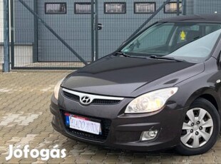 Hyundai I30 1.6 CRDi LP Comfort / Valós KM / FR...