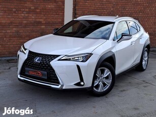 Lexus UX 250h Comfort CVT Gyöngyházfehér-LED-Tá...