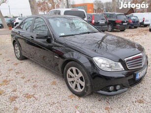 Mercedes-Benz C 180 Blueefficiency Classic Magy...