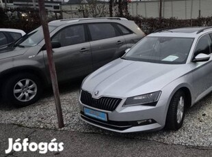 Skoda Superb Combi 2.0 TDi SCR Style 156500 Km....