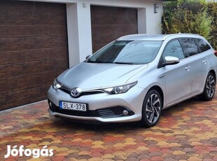 Toyota Auris Touring Sports 1.8 HSD Live TSS (A...