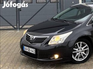 Toyota Avensis Wagon 2.2 D-4D Premium / 1 Tulaj...