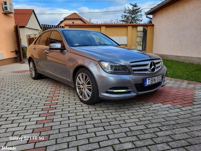 Mercedes-Benz C-Osztály