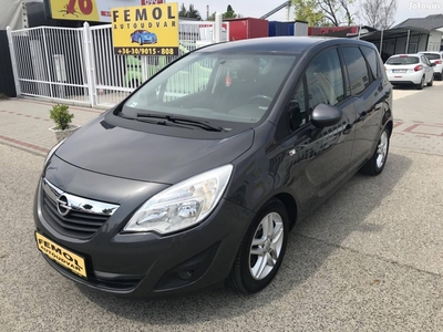 Opel Meriva B 1.4 Cosmo Megkímélt! Szervizköny!