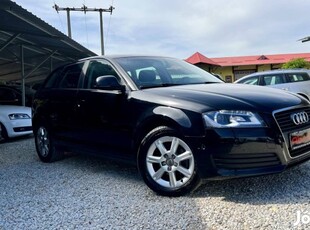 AUDI A3 2.0 TDI Ambiente DPF BI-Xenon/AUT.Parko...