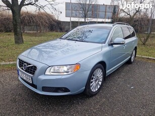 Volvo V70 2.4 D [D5] Summum NAV Xenon Álló Fűté...