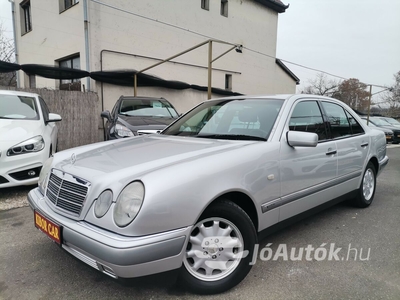 MERCEDES-BENZ E-osztály