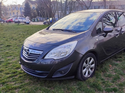 Opel Meriva B 1.4 T Cosmo azonnal elvihető