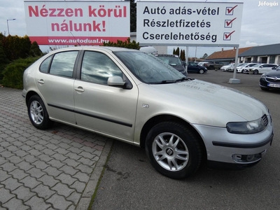 SEAT Leon 1.6 16V Stella