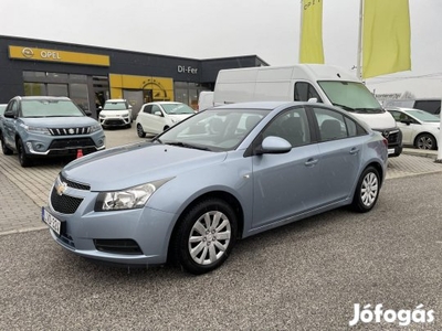 Chevrolet Cruze 1.6 LS