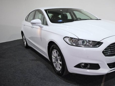 Ford Mondeo 2.0 TDCi Business Powershift 1Év GA...