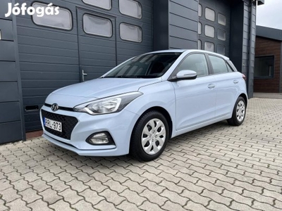 Hyundai I20 1.25 LP Comfort Szervizkönyv / 27%...