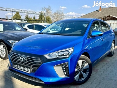 Hyundai Ioniq plug-in 1.6 GDi Premium DCT 75000...