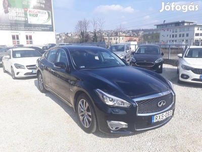 Infiniti Q70 3.5 V6 Hybrid Premium Tech (Automa...