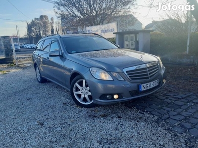 Mercedes-Benz E 200 CDI T Blueefficiency Classic