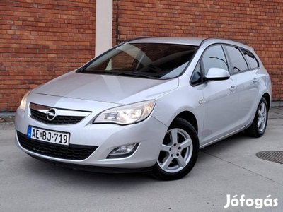 Opel Astra J Sports Tourer 1.7 CDTI Start-Stop...