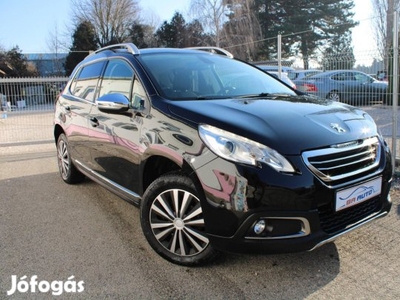 Peugeot 2008 1.2 Puretech Allure S&S /Navigáció...