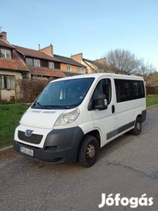 Peugeot Boxer 9 személyes mikrobusz