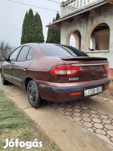 Renault Megane 1.6 16V