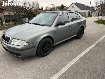 Skoda Octavia 1.6 Classic Plus