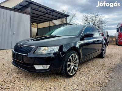 Skoda Octavia Combi 2.0 CR TDI Elegance DSG Kit...