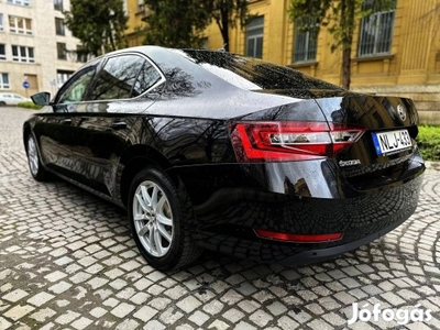 Skoda Superb 2.0 TSI Style DSG Álomtitkári lako...