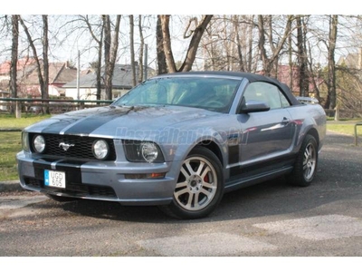 FORD MUSTANG 4.6 V8 GT 305LE. cabrio (manuális váltó)