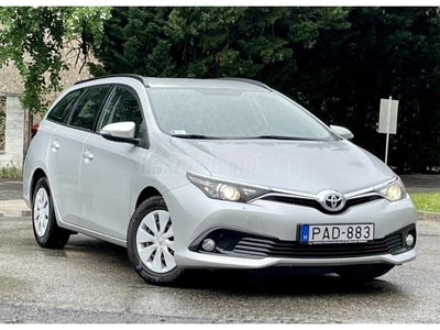 TOYOTA AURIS Touring Sports 1.33 Live 187Ekm!Magyar.vez.szervízkönyv!