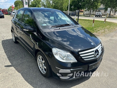 MERCEDES-BENZ B-osztály