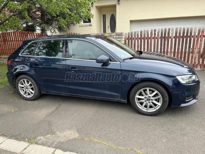 AUDI A3 Sportback 1.5 TFSI Design S-tronic