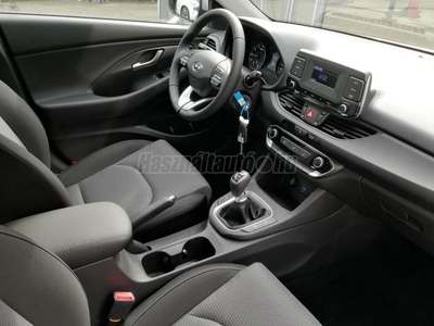 HYUNDAI I30 1.5 DPi Start 5 év garancia. 4 henger. Metál