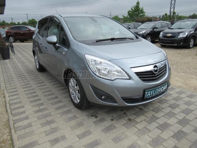 OPEL MERIVA B 1.4 T Selection / 149 EZER KM / SZERVIZKÖYNV / ALU / PDC /