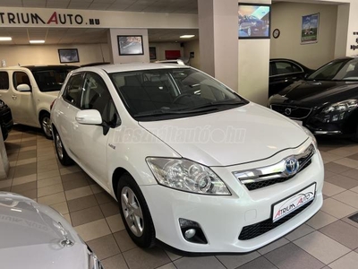 TOYOTA AURIS 1.8 HSD Luna (Automata)