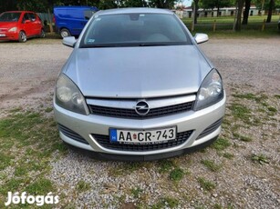 Opel Astra H 1.4 GTC Essentia