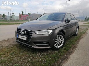 AUDI A3 1.4 TFSI Attraction S-tronic Előre Egye...