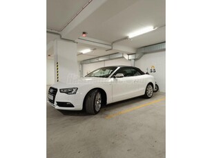 AUDI A5 CABRIO 1.8 TFSI Magánszemély. SZERVIZKÖNYV. gyári fény. S-line